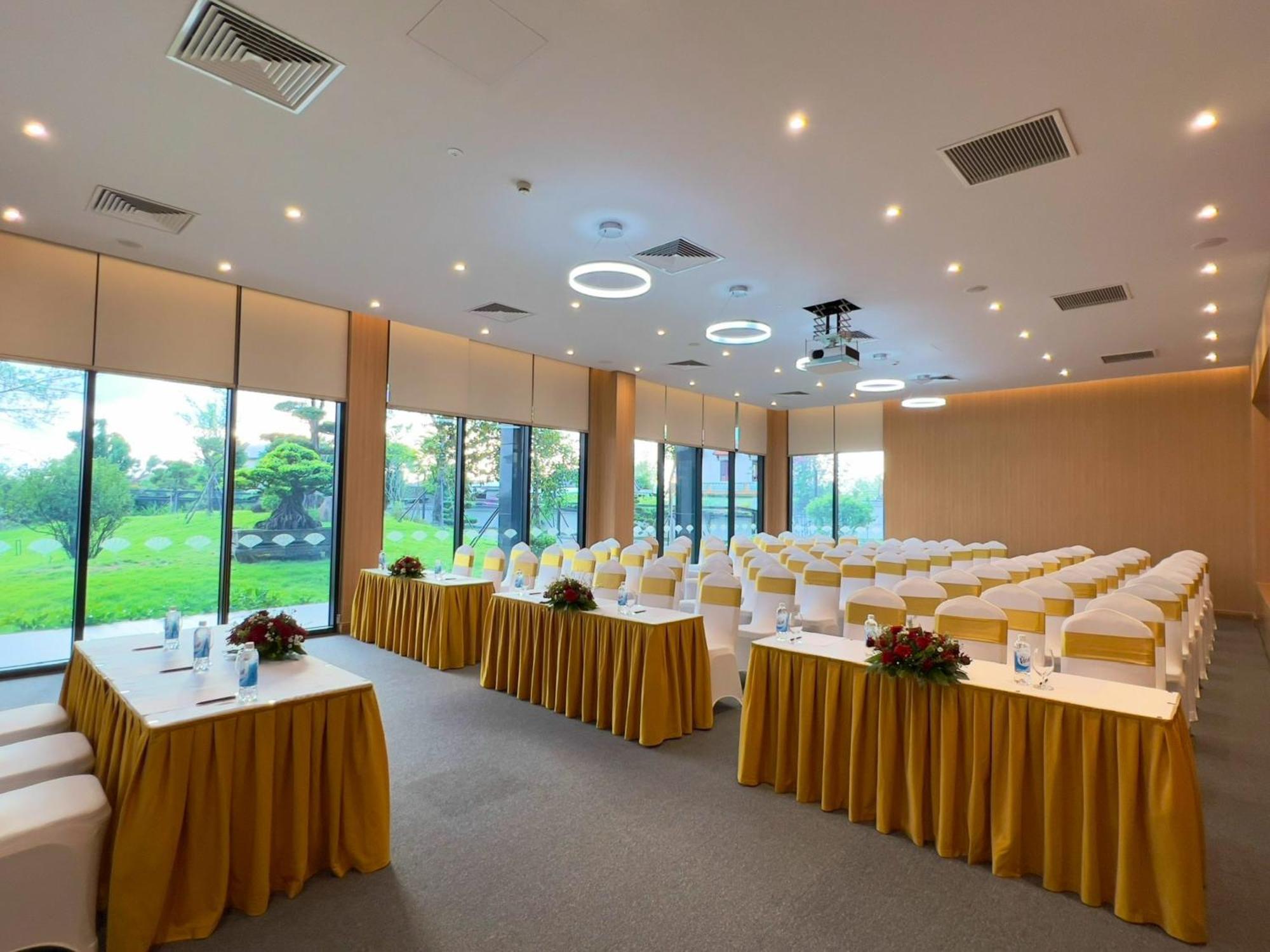 Resort Kobi Onsen Hue, Affiliated By Melia 5*